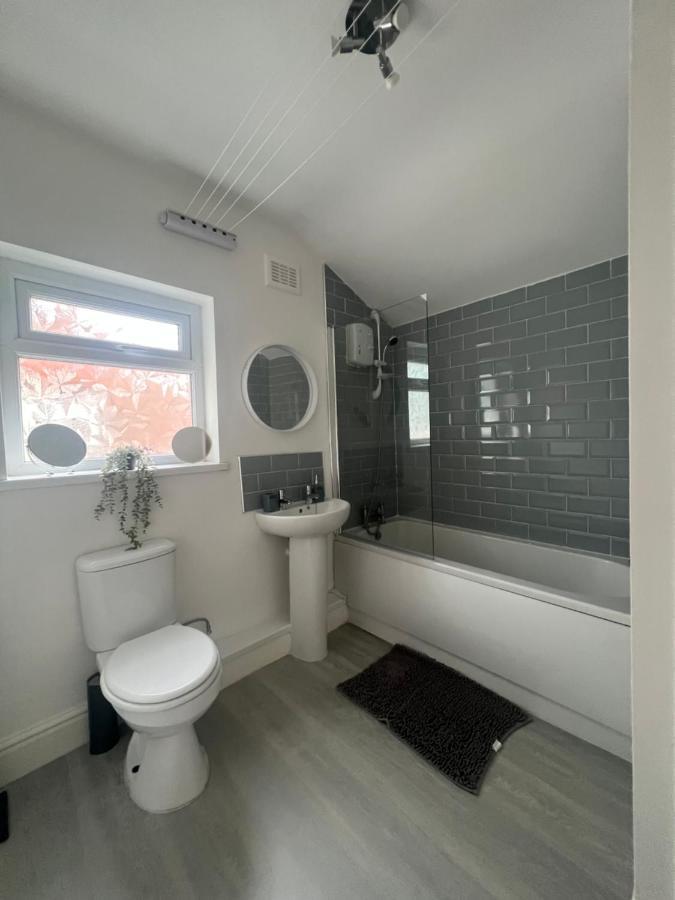 Spacious 3 Bed - Efc Stays 리버풀 외부 사진